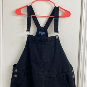 Like new black ModCloth overalls in 1X